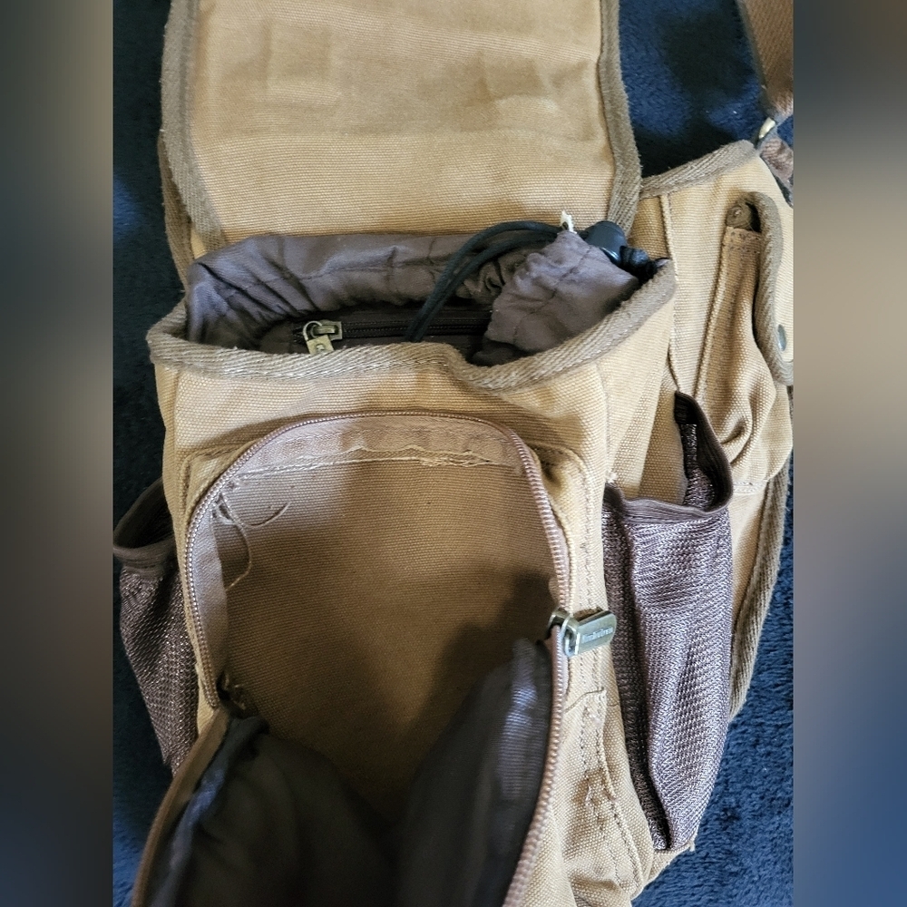 Koolertron Canvas Tan and Brown Bag - Picture 5 of 9